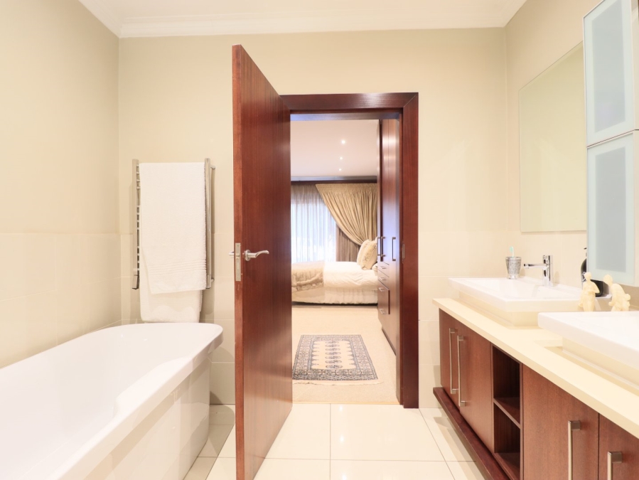 4 Bedroom Property for Sale in Oubos Estate Free State